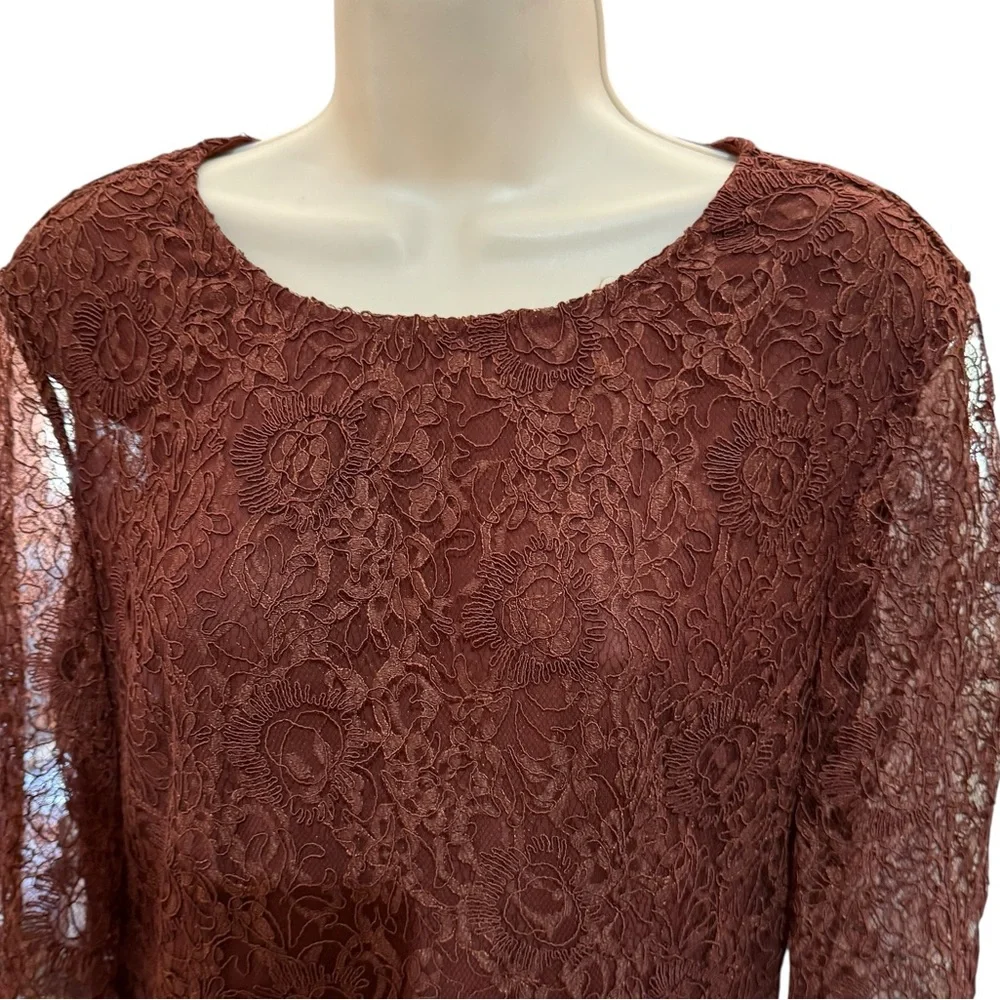 Tuckernuck ballet lace cristiana dress lace red and green midi SMALL GUC‎